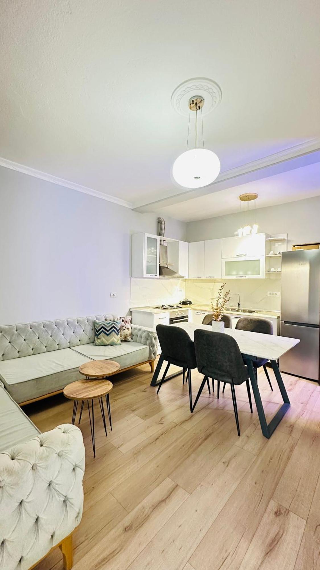 Bllok: Central Cozy Stay, 24/7 Self Check-In Tiranë Luaran gambar