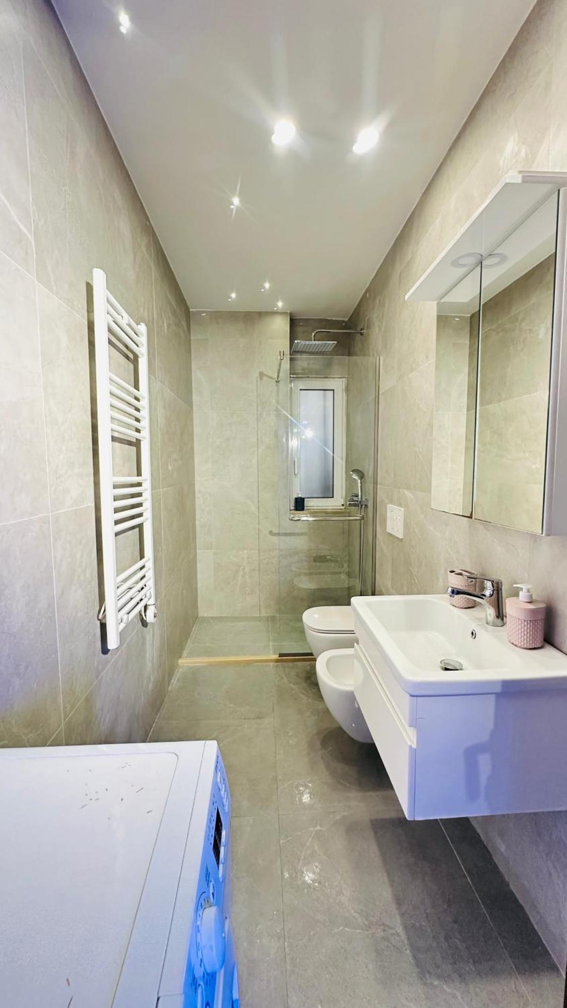 Bllok: Central Cozy Stay, 24/7 Self Check-In Tiranë Luaran gambar